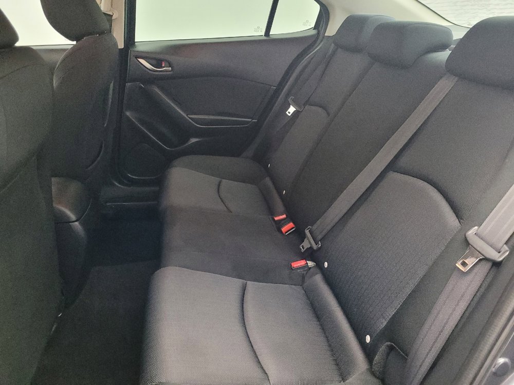 Used 2015 MAZDA MAZDA3 i Sport image 18