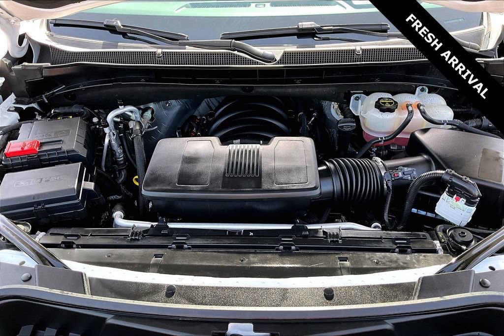Used 2025 Chevrolet Suburban High Country w/ Sun And Tow Package AWD/4WD image 30