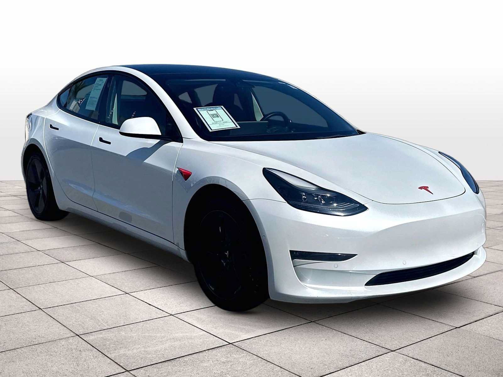 Used 2022 Tesla Model 3 Long Range AWD/4WD image 2