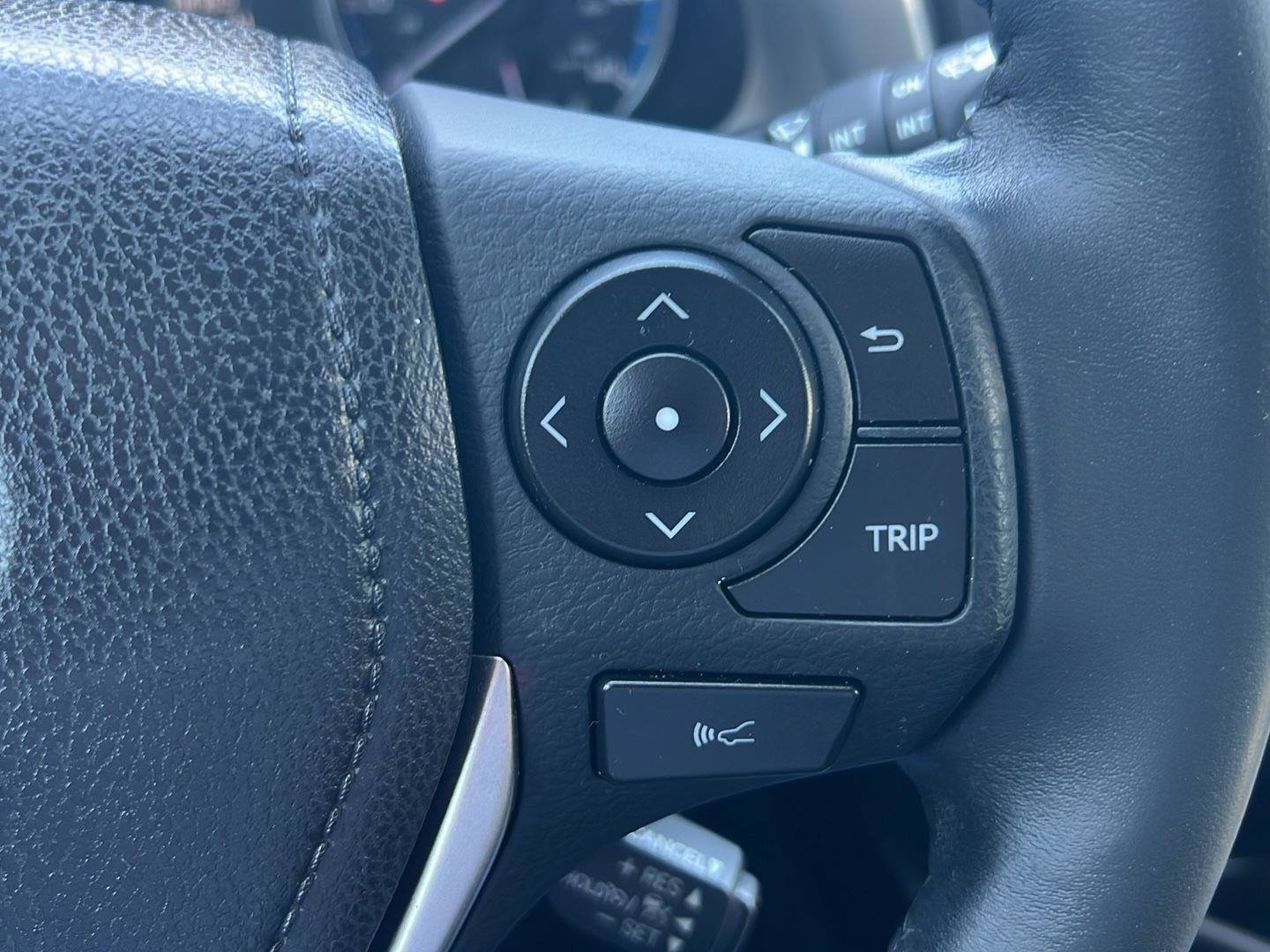 Used 2018 Toyota RAV4 Limited w/ All Weather Liner Package AWD/4WD image 26