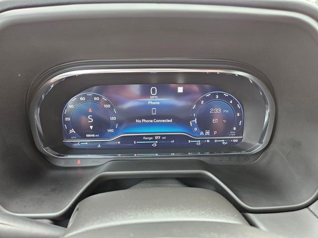 Used 2022 Chevrolet Suburban RST w/ Sport Performance Package AWD/4WD image 30