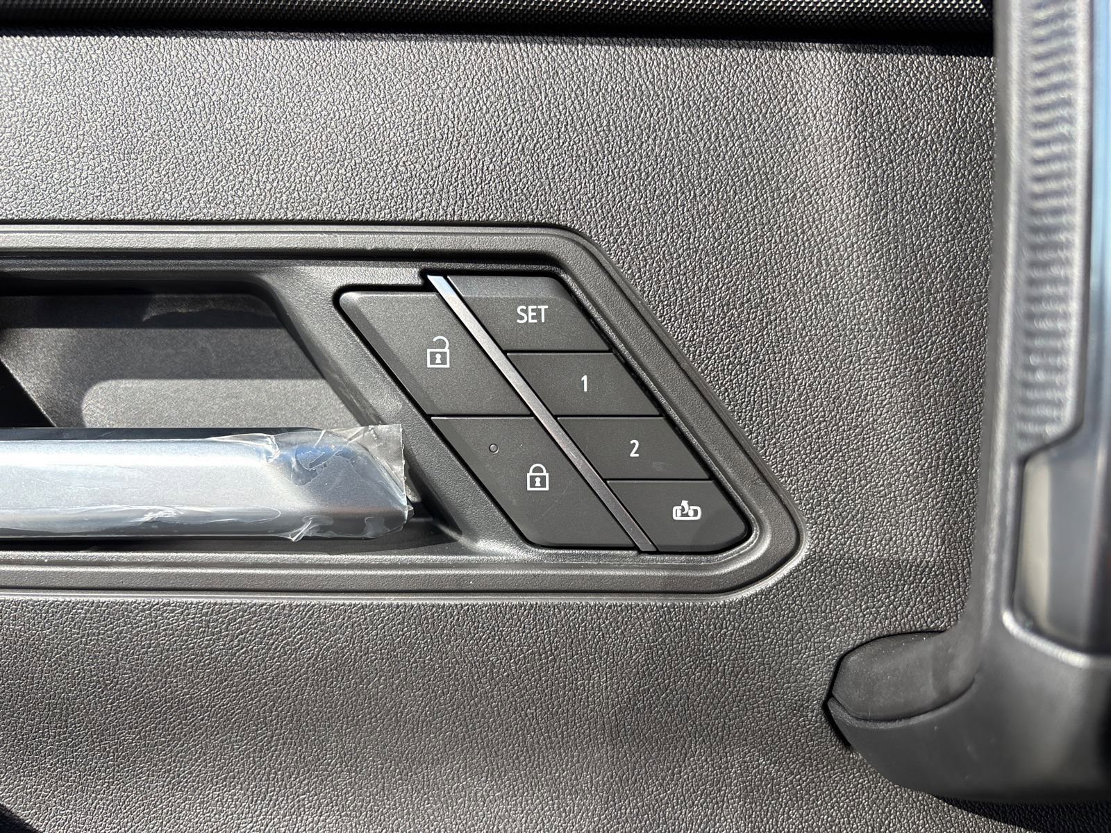 New 2026 GMC Hummer EV SUV image 22