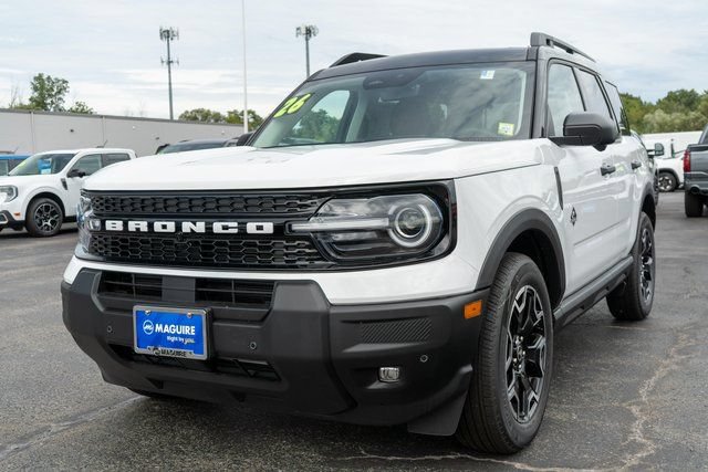 New 2026 Ford Bronco Sport Outer Banks w/ Outer Banks Tech Package+ AWD/4WD image 2