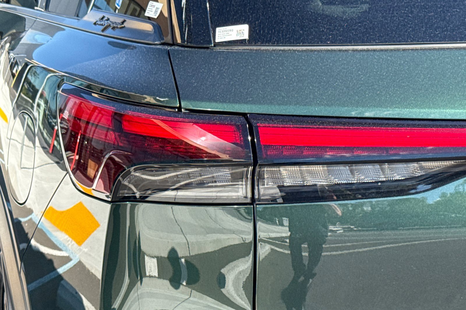 New 2026 INFINITI QX60 Autograph w/ Dark Cargo Package image 32