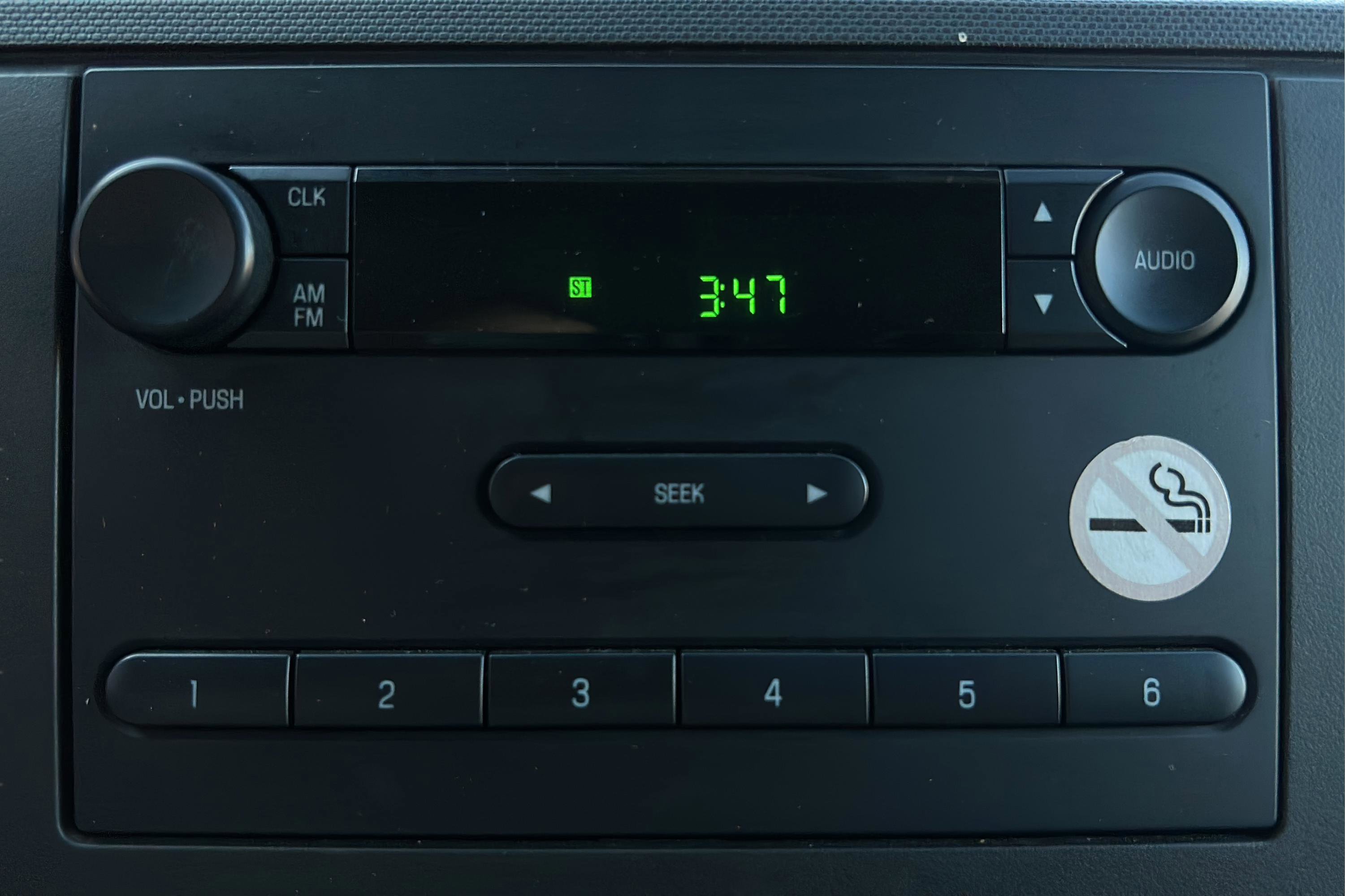 Used 2014 Ford E-250 and Econoline 250 w/ Power Group image 22