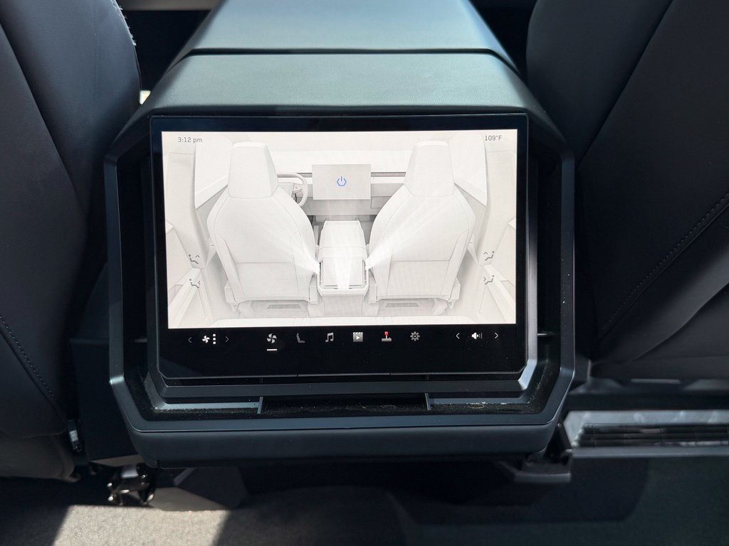 Used 2025 Tesla Cybertruck AWD Crew Cab image 48