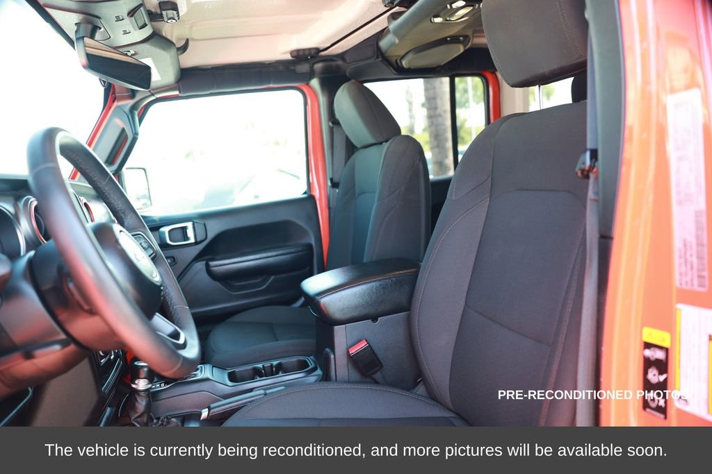 Used 2023 Jeep Wrangler Unlimited w/ 8.4" Radio Group image 18