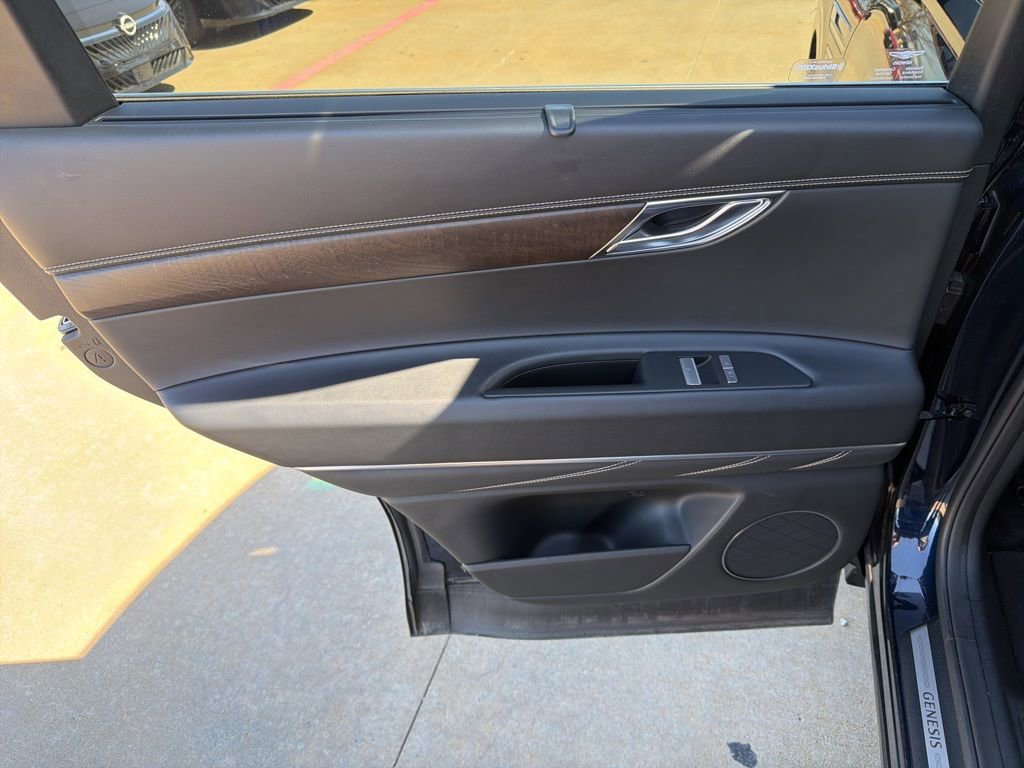 Used 2024 Genesis GV80 2.5T image 12