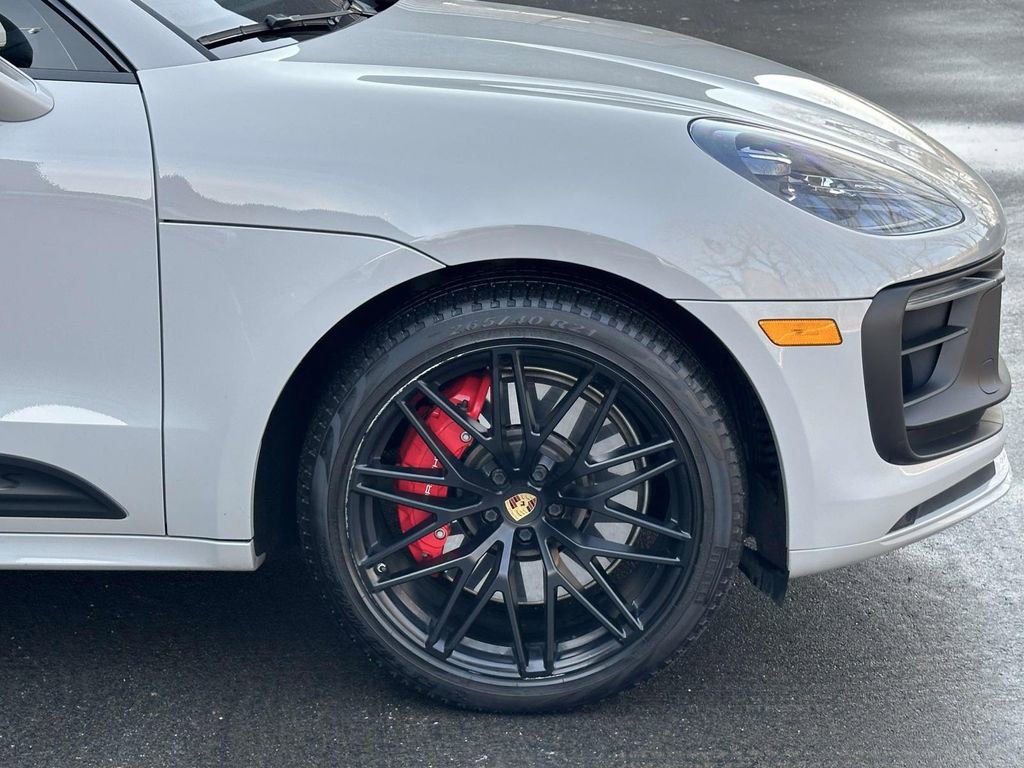 Used 2023 Porsche Macan GTS image 9