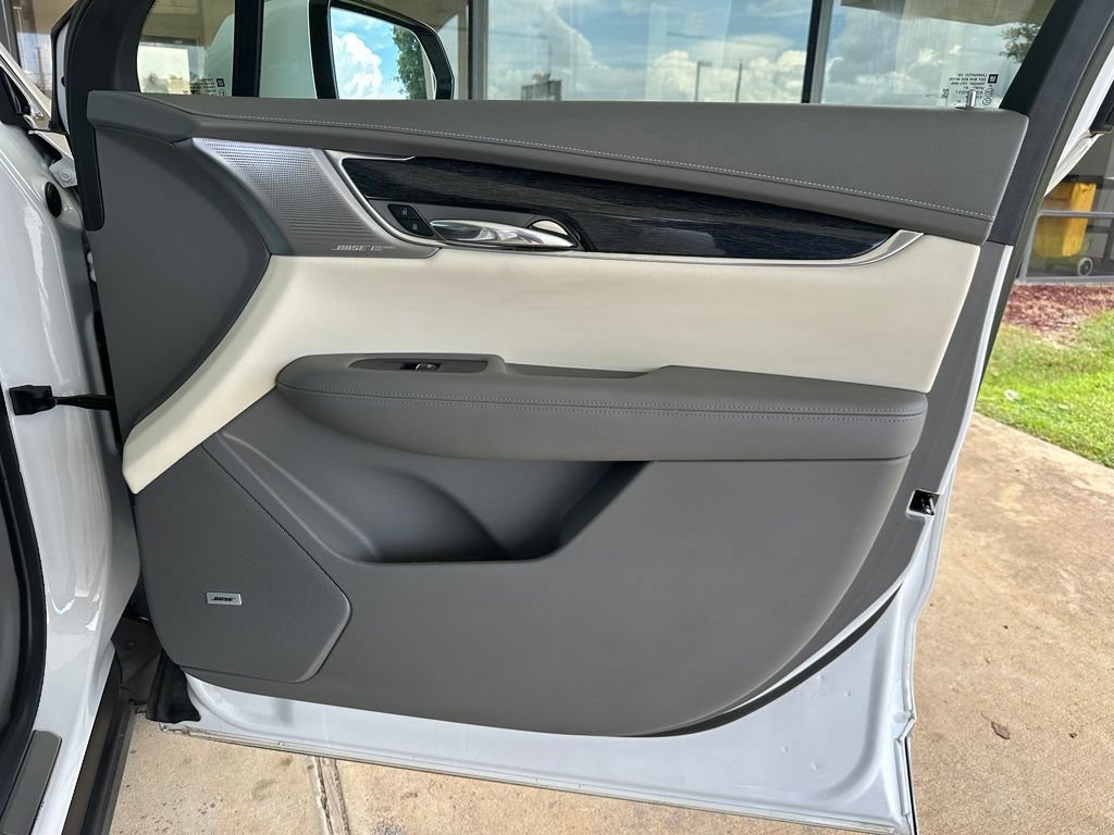 Used 2021 Cadillac XT6 Premium Luxury AWD/4WD image 37