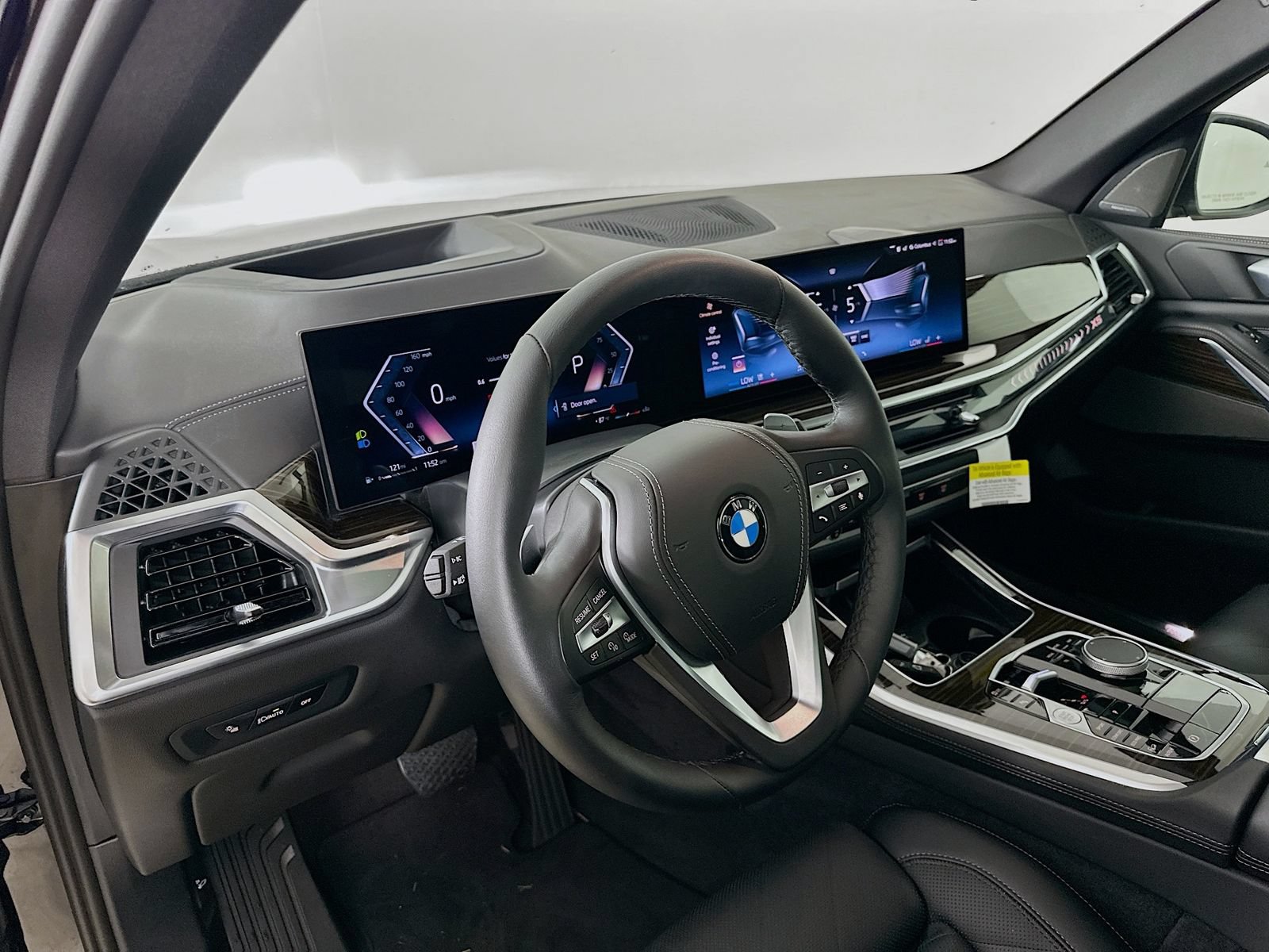 New 2026 BMW X5 xDrive40i w/ Climate Comfort Package AWD/4WD image 31