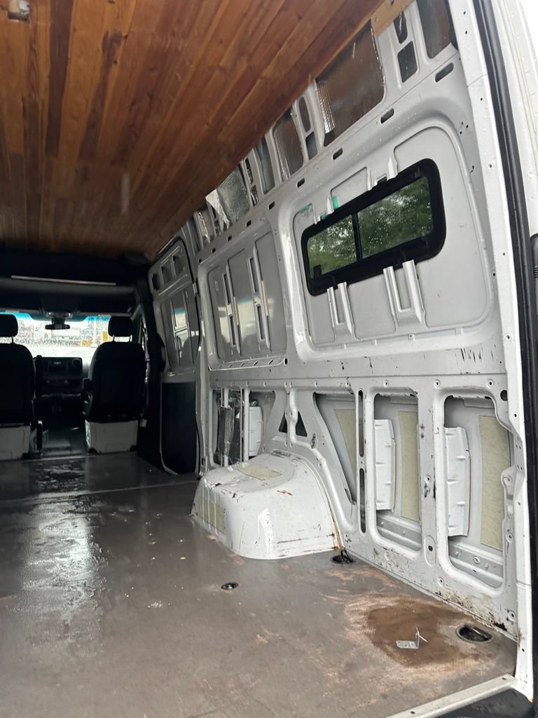 Used 2021 Mercedes-Benz Sprinter 3500 image 23