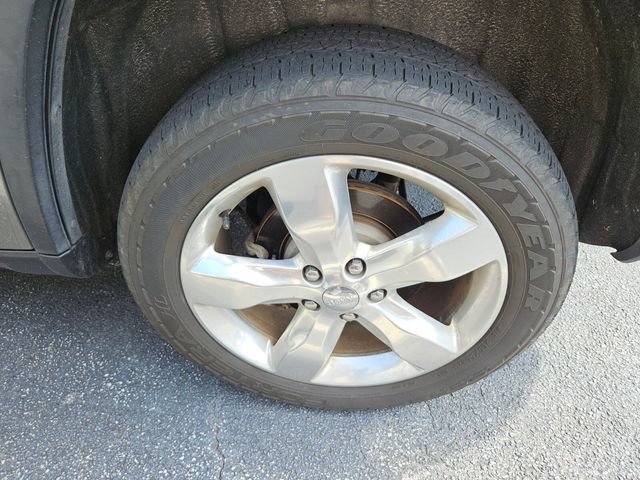 Used 2012 Jeep Grand Cherokee Overland Summit AWD/4WD image 10