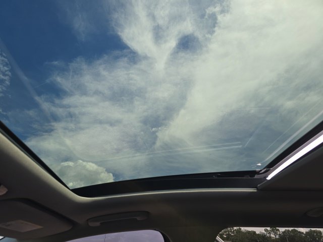 Used 2025 Kia Sorento S w/ Panoramic Sunroof Package FWD image 20