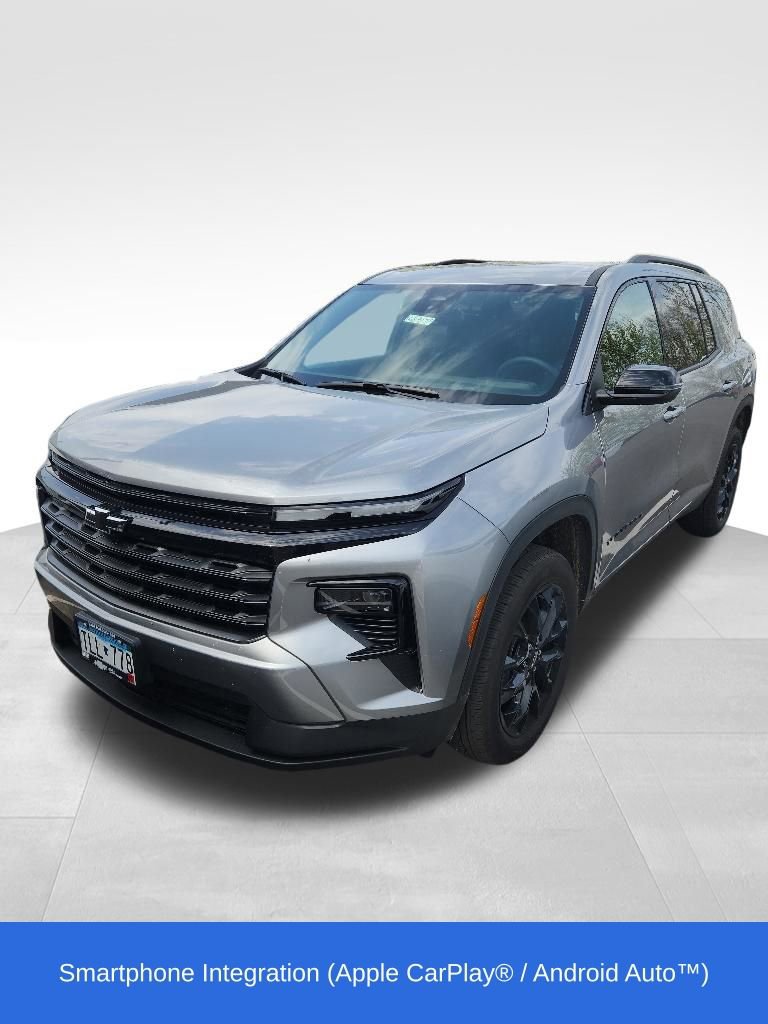 Used 2026 Chevrolet Traverse LT w/ Midnight/Sport Edition AWD/4WD image 6