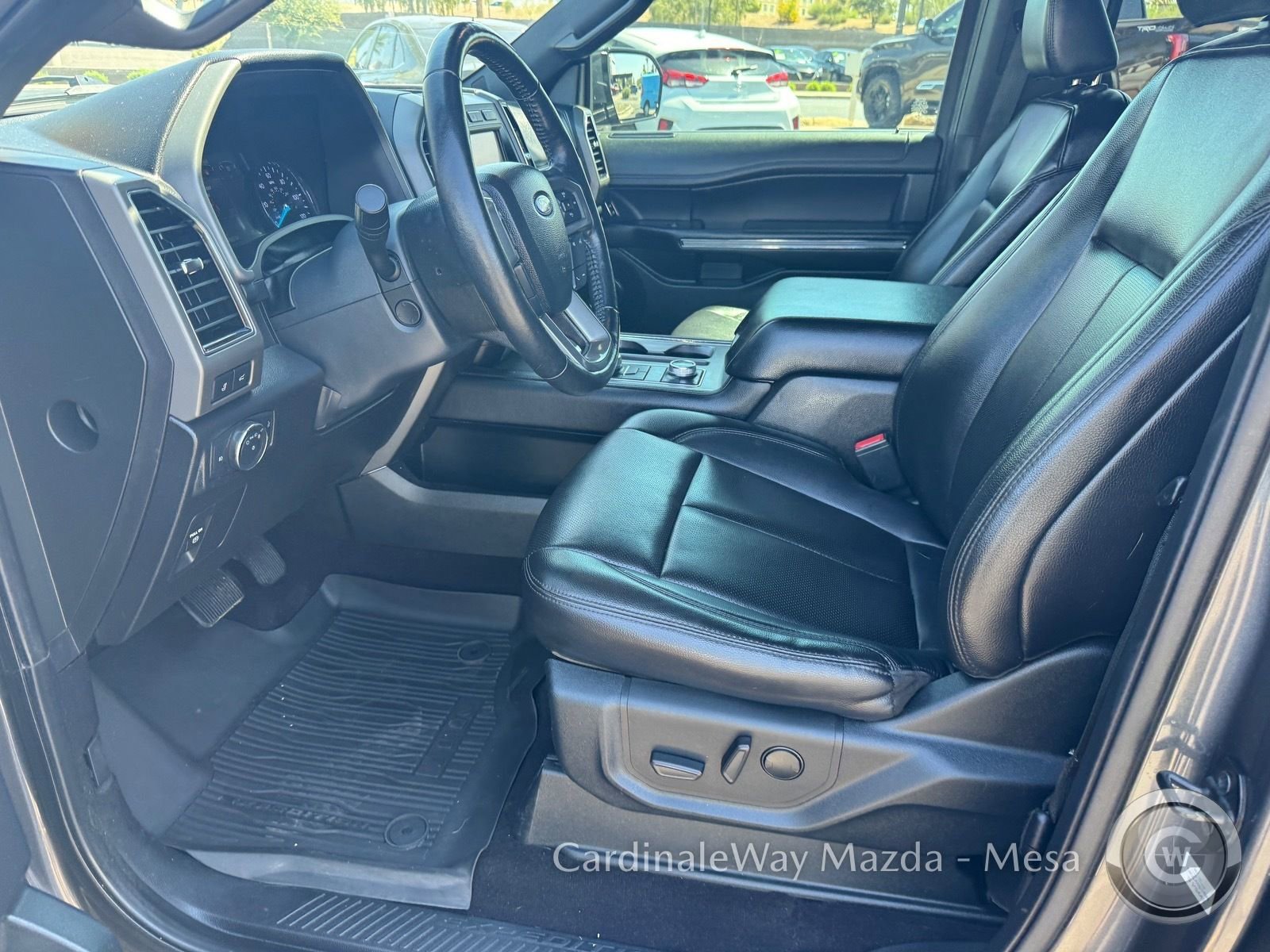 Used 2021 Ford Expedition XLT AWD/4WD image 12