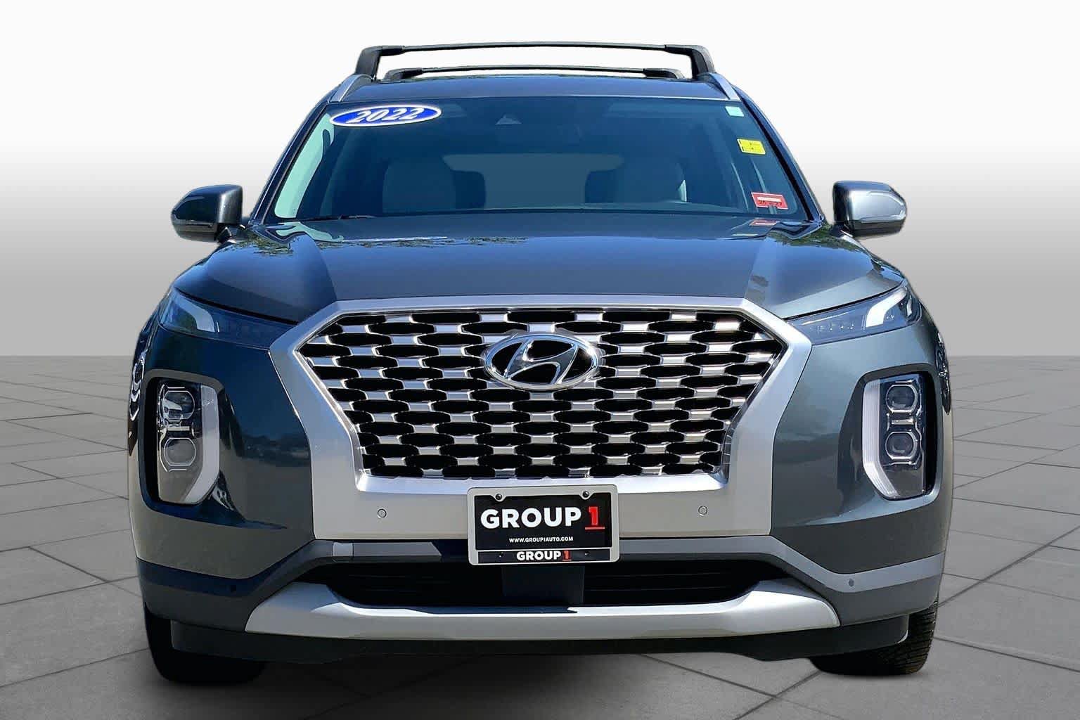 Used 2022 Hyundai Palisade SEL w/ Premium Package AWD/4WD image 4