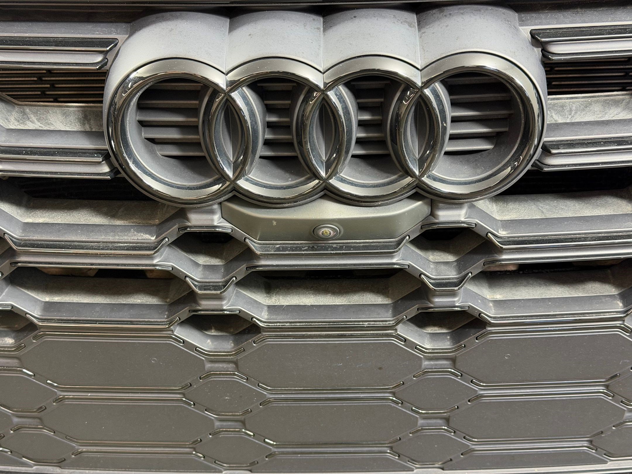 Certified 2022 Audi Q5 e Premium Plus w/ Premium Plus Package AWD/4WD image 22