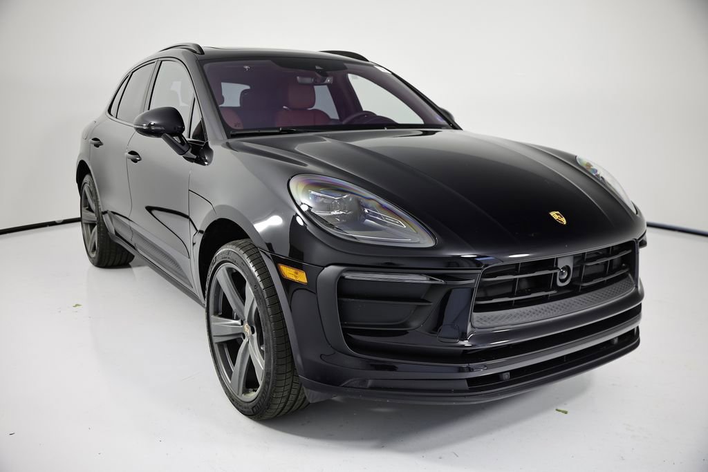 New 2026 Porsche Macan image 9