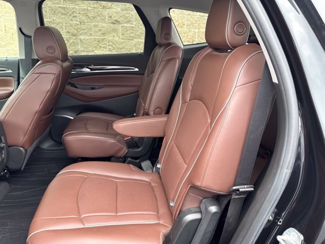 Used 2018 Buick Enclave Avenir w/ Avenir Technology Package AWD/4WD image 16