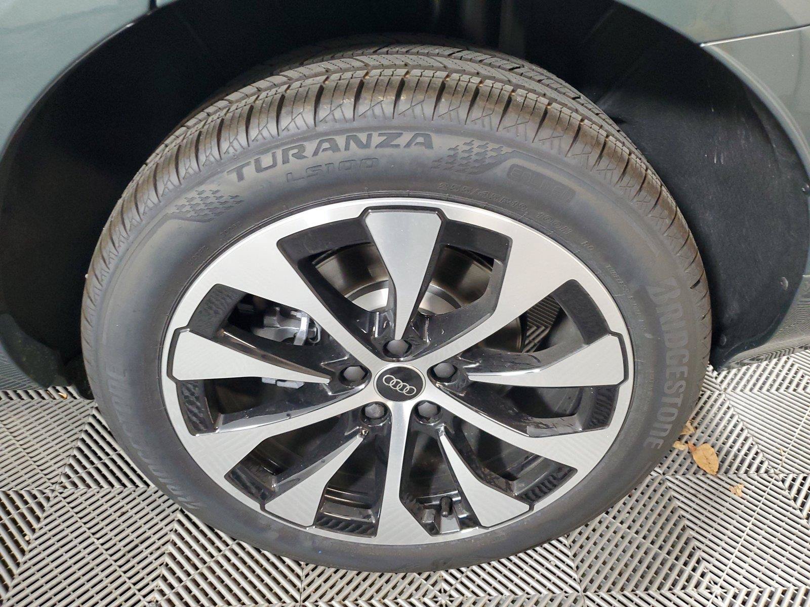 New 2026 Audi Q3 quattro 2.0T AWD/4WD image 12