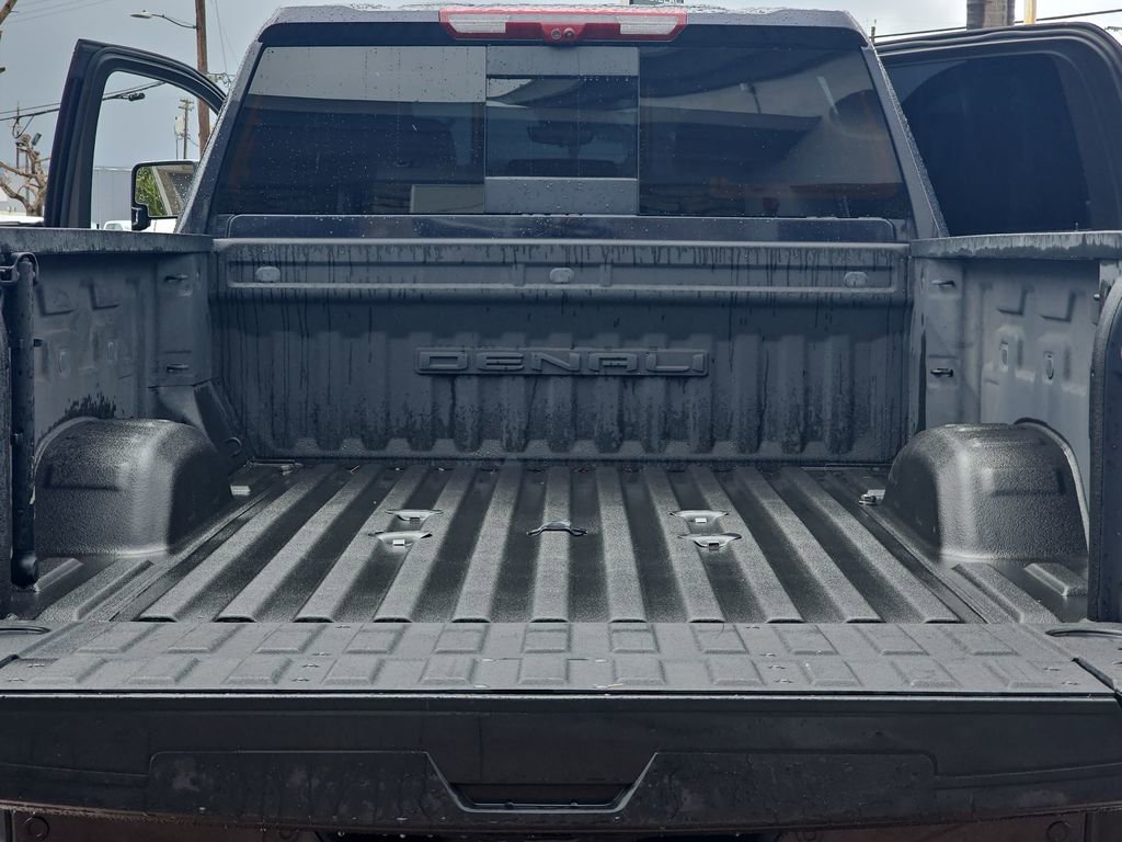 Used 2024 GMC Sierra 2500 Denali w/ Denali Reserve Package image 13