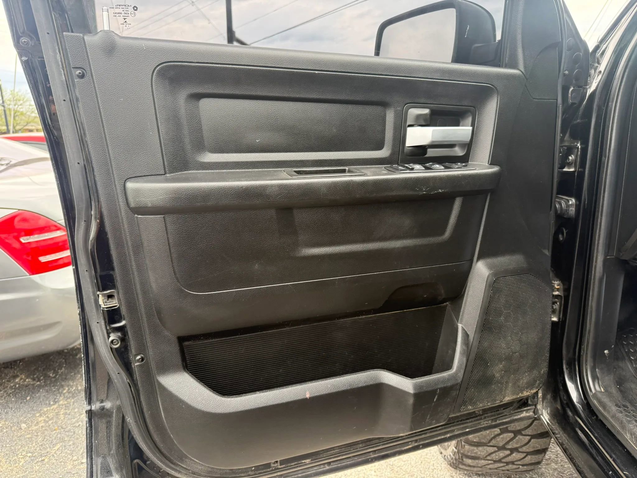 Used 2019 RAM 2500 Tradesman w/ Bed Utility Group image 10