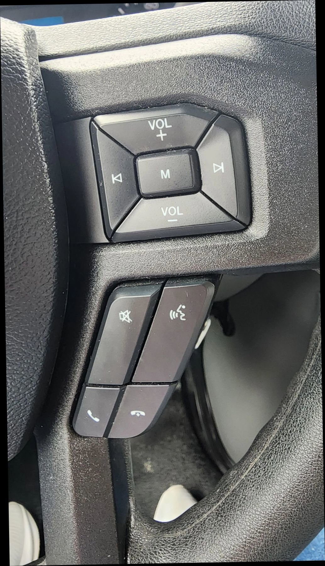 Used 2024 Ford E-350 and Econoline 350 Super Duty w/ Power Windows & Locks Group image 39