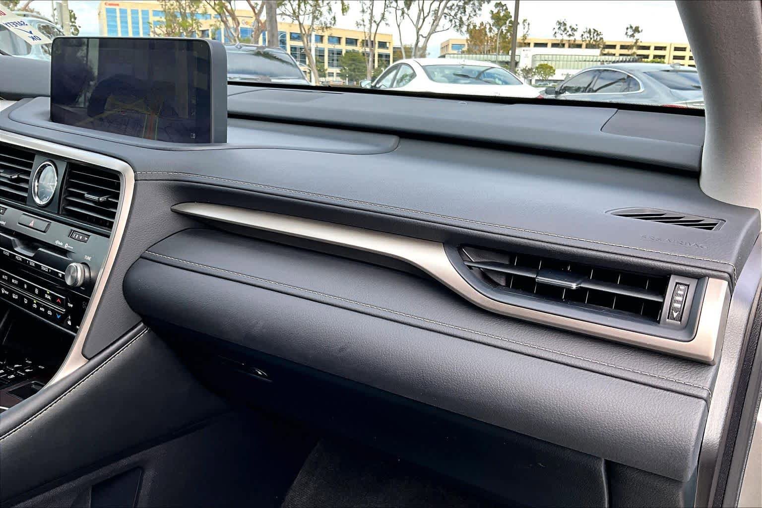 Used 2020 Lexus RX 450h AWD w/ Premium Package image 17