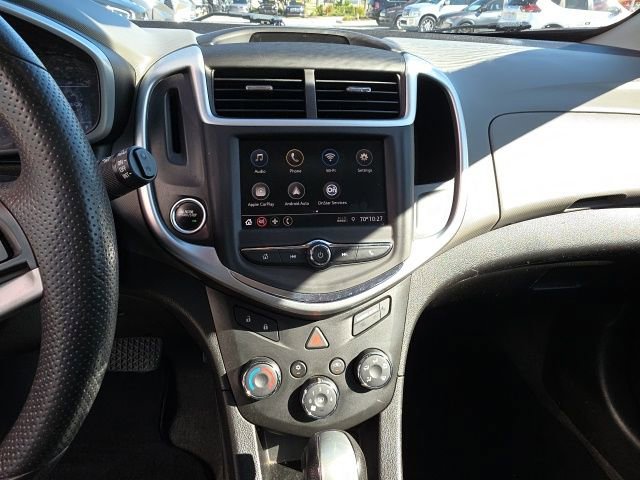 Used 2020 Chevrolet Sonic LT image 17