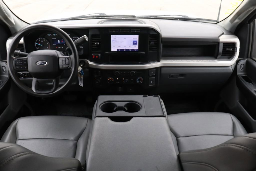 Used 2024 Ford F550 4x4 Crew Cab Super Duty image 12