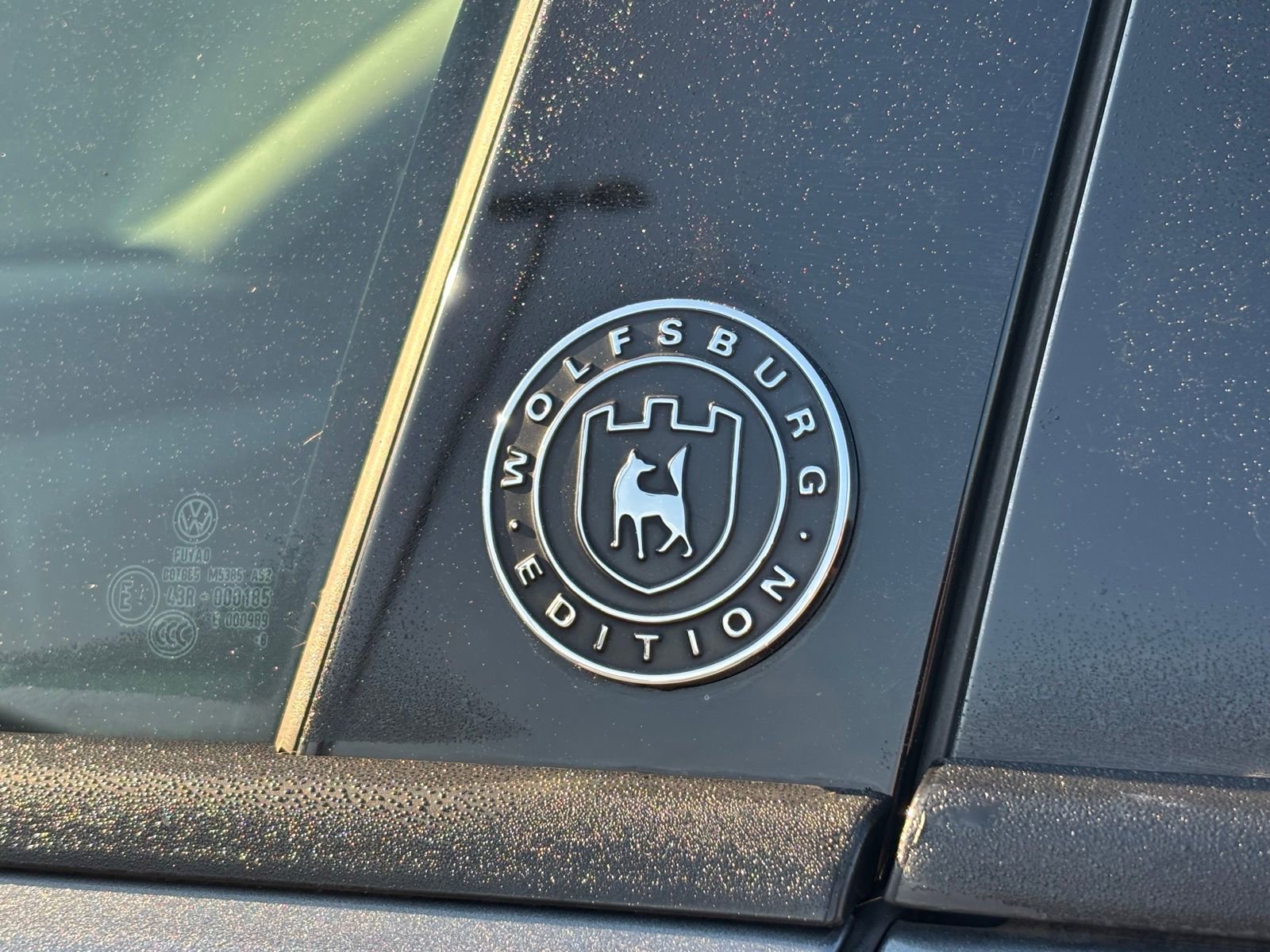 Used 2019 Volkswagen Passat 2.0T Wolfsburg w/ Wheels & Sunroof Package image 11