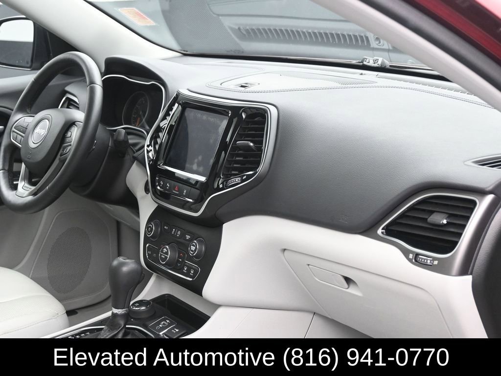 Used 2019 Jeep Cherokee Limited w/ Technology Group image 6