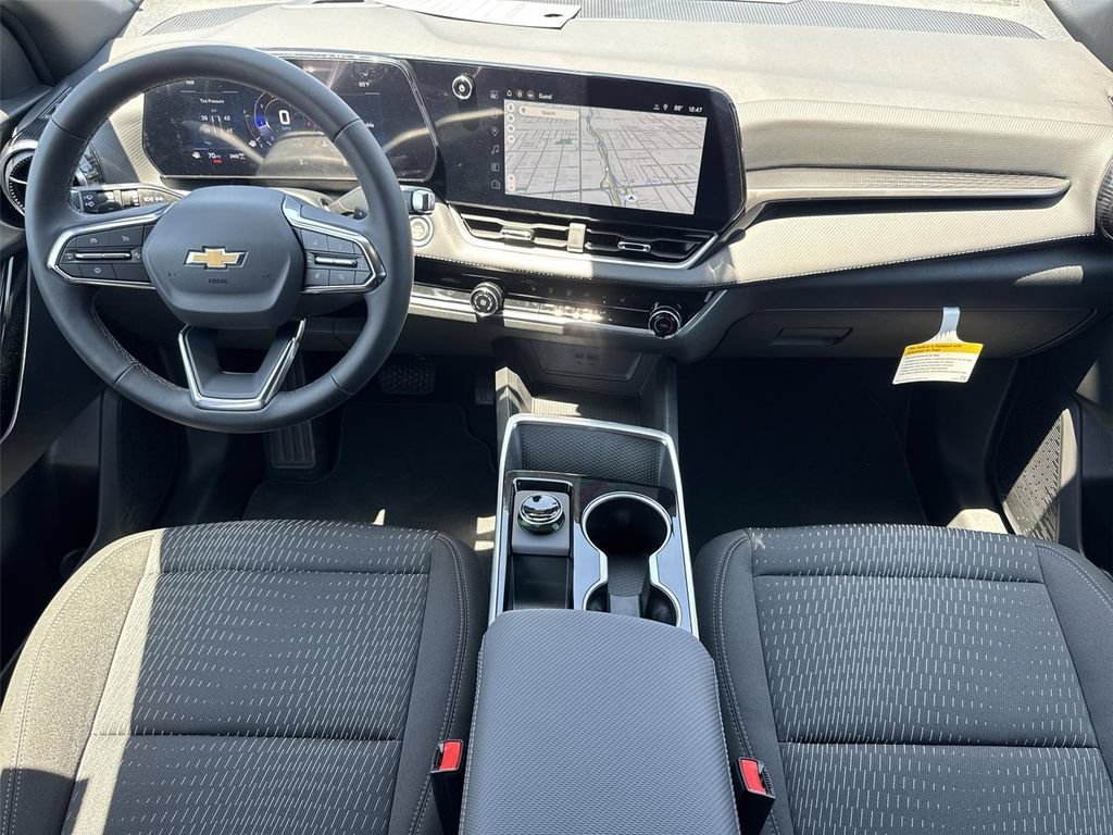 New 2026 Chevrolet Equinox LT w/ Safety and Technology Package AWD/4WD image 9