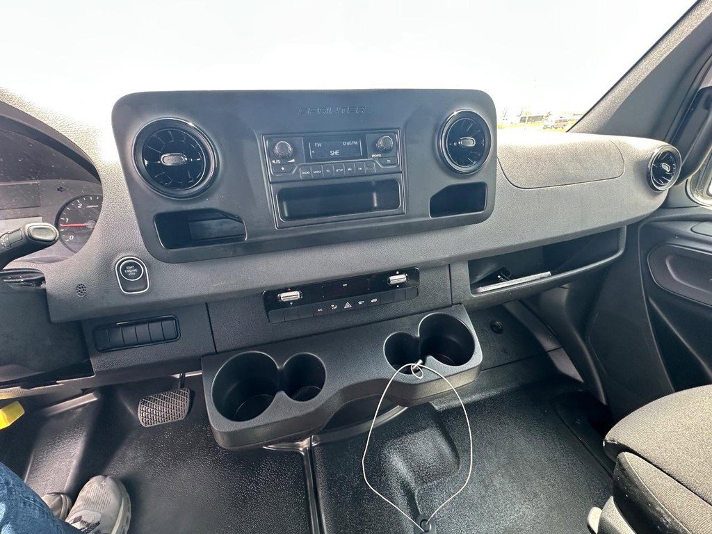 Used 2021 Mercedes-Benz Sprinter 3500 w/ Driver Convenience Package image 19