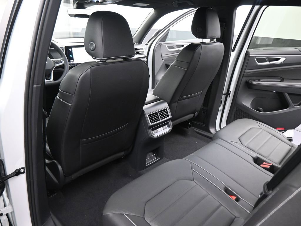 New 2026 Volkswagen Atlas Cross Sport SEL R-Line image 42
