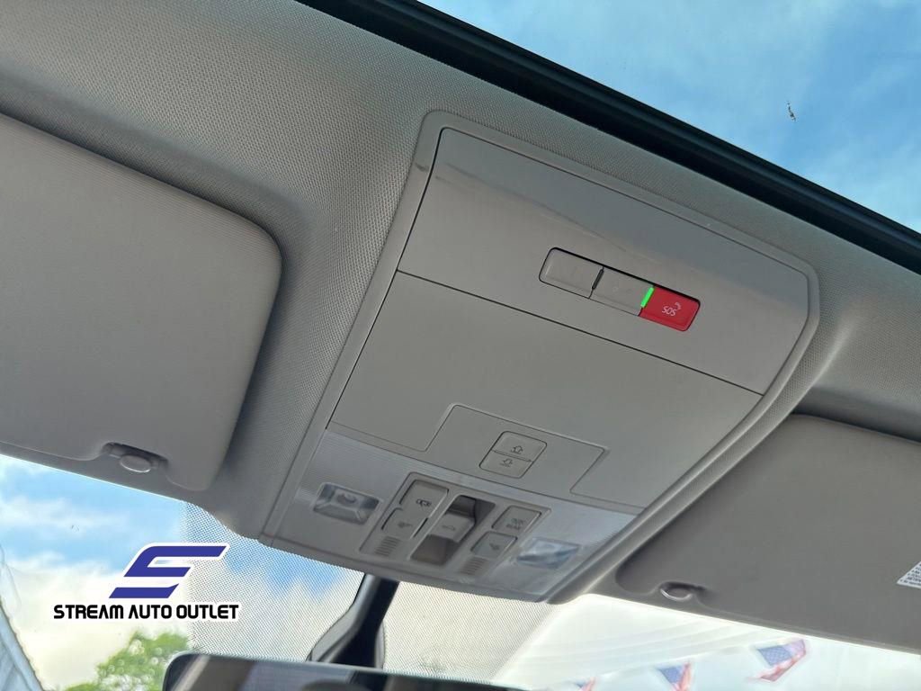 Used 2022 Volkswagen Atlas SE image 22