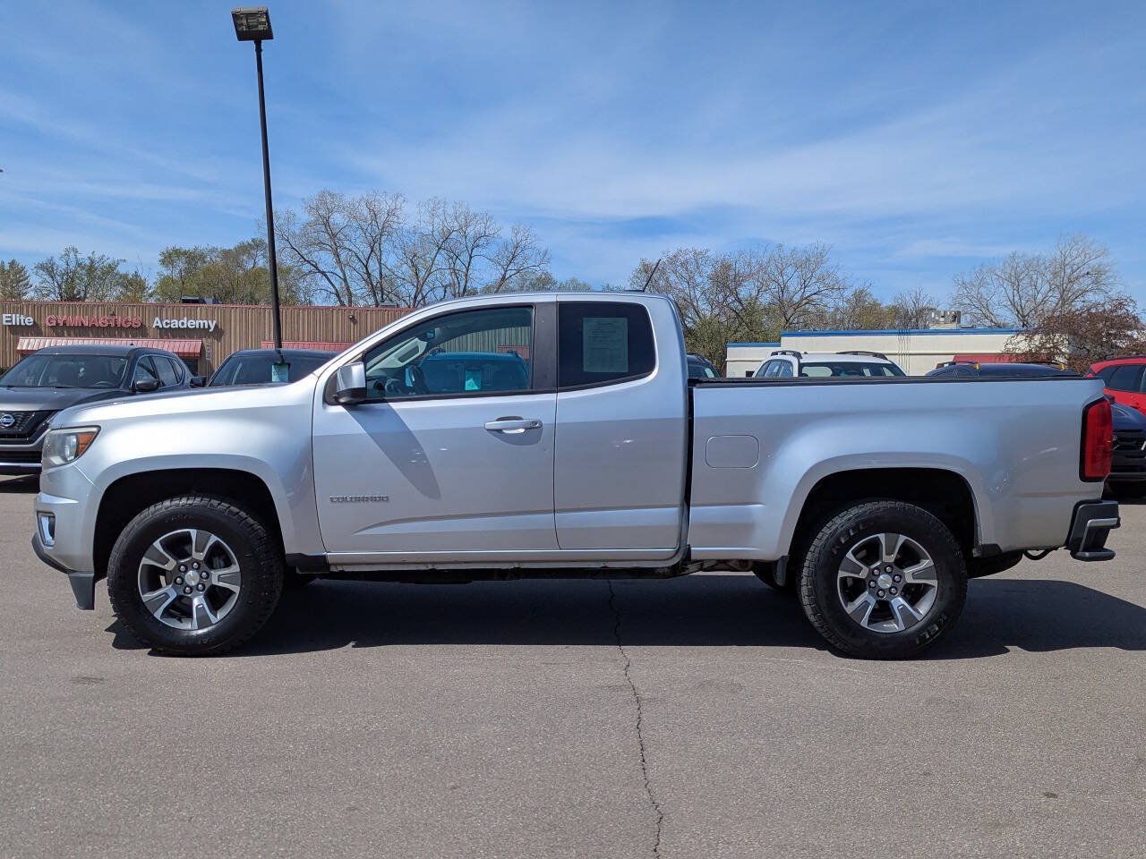 Used 2015 Chevrolet Colorado Z71 AWD/4WD image 7