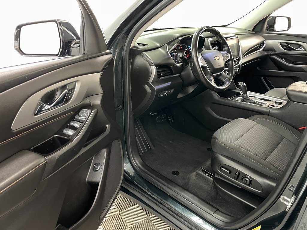 Used 2019 Chevrolet Traverse LT w/ LPO, Floor Liner Package image 22