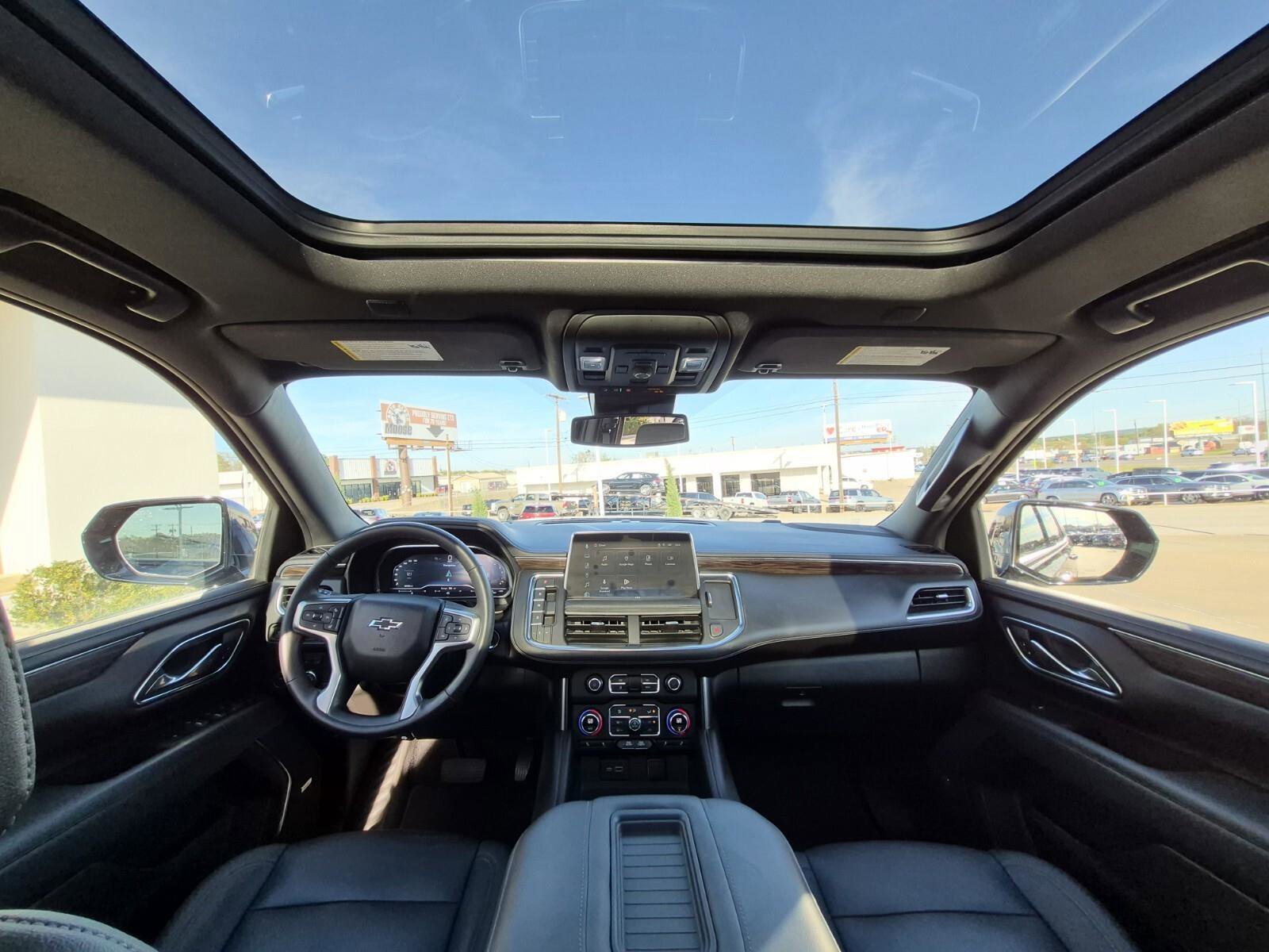 Used 2023 Chevrolet Tahoe Z71 w/ Luxury Package image 37