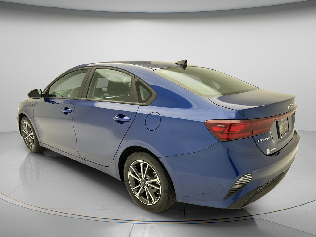 Used 2023 Kia Forte LXS FWD image 6