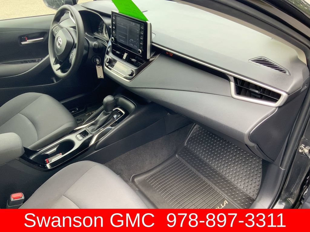 Used 2020 Toyota Corolla LE FWD image 28