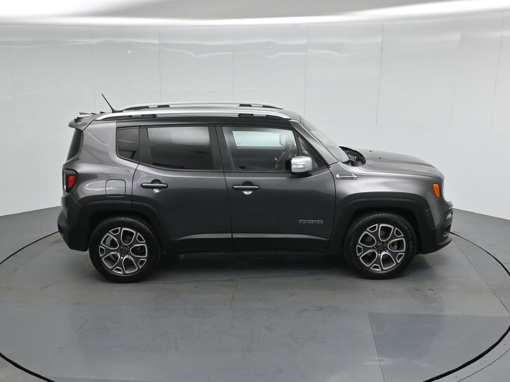 Used 2017 Jeep Renegade Limited FWD image 35