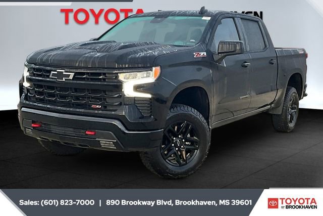 Used 2023 Chevrolet Silverado 1500 LT Trail Boss w/ Protection Package image 9