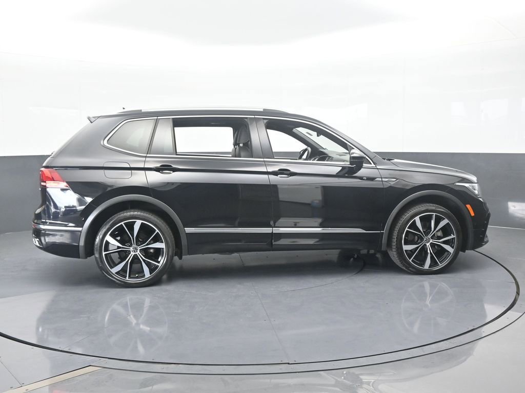 Used 2022 Volkswagen Tiguan SEL R-Line image 7