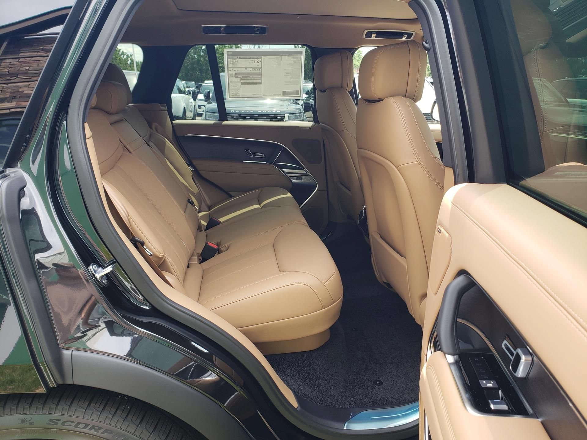 New 2026 Land Rover Range Rover SE AWD/4WD image 15