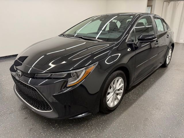 Used 2020 Toyota Corolla XLE image 5