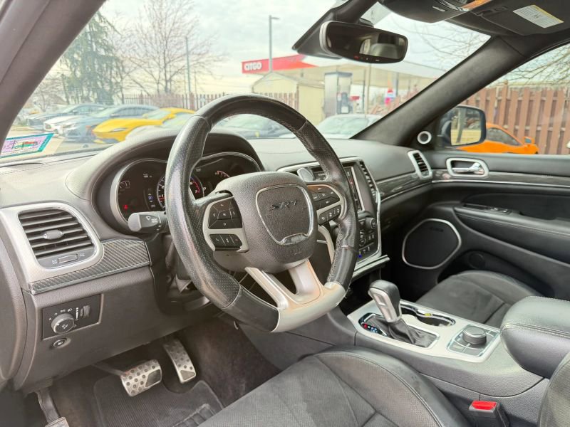 Used 2018 Jeep Grand Cherokee SRT image 13