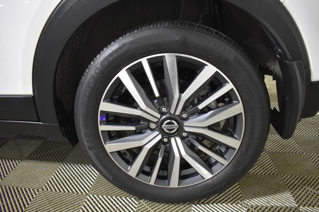 Used 2021 Nissan Kicks SV FWD image 39