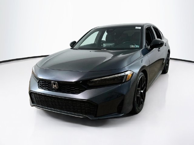 Used 2025 Honda Civic Sport image 3